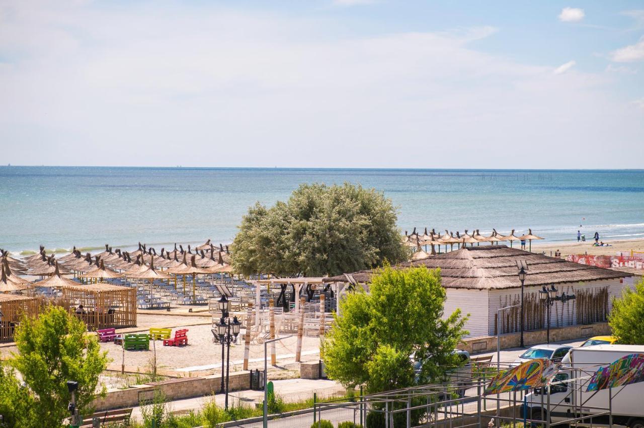 Golden Shell Apartment Mamaia Nord Navodari Ngoại thất bức ảnh