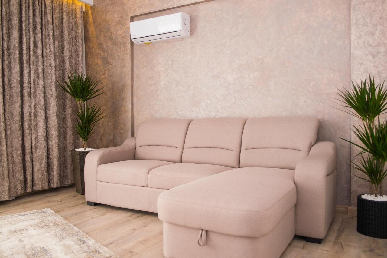 Golden Shell Apartment Mamaia Nord Navodari Ngoại thất bức ảnh